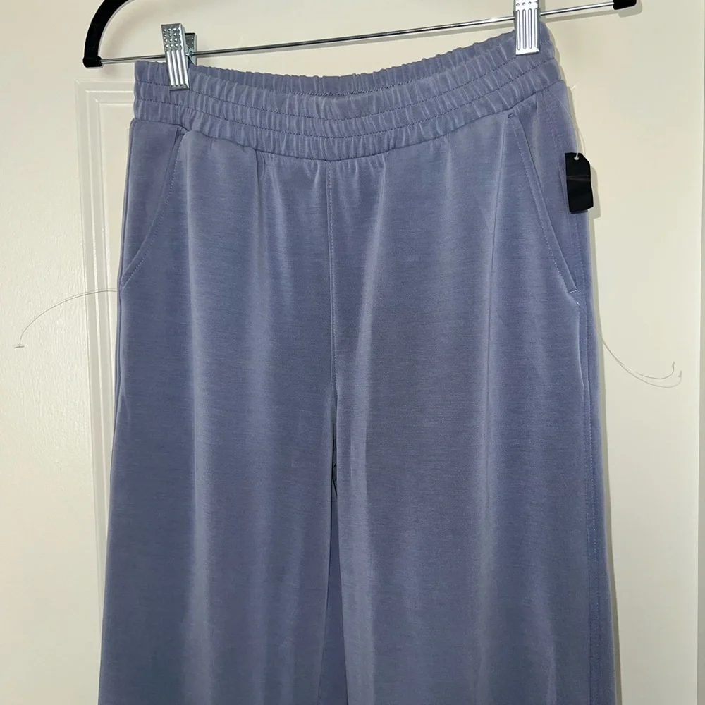 Bailey 44 Slate Blue Lounge Sweatshirt Set - Picture 9 of 11